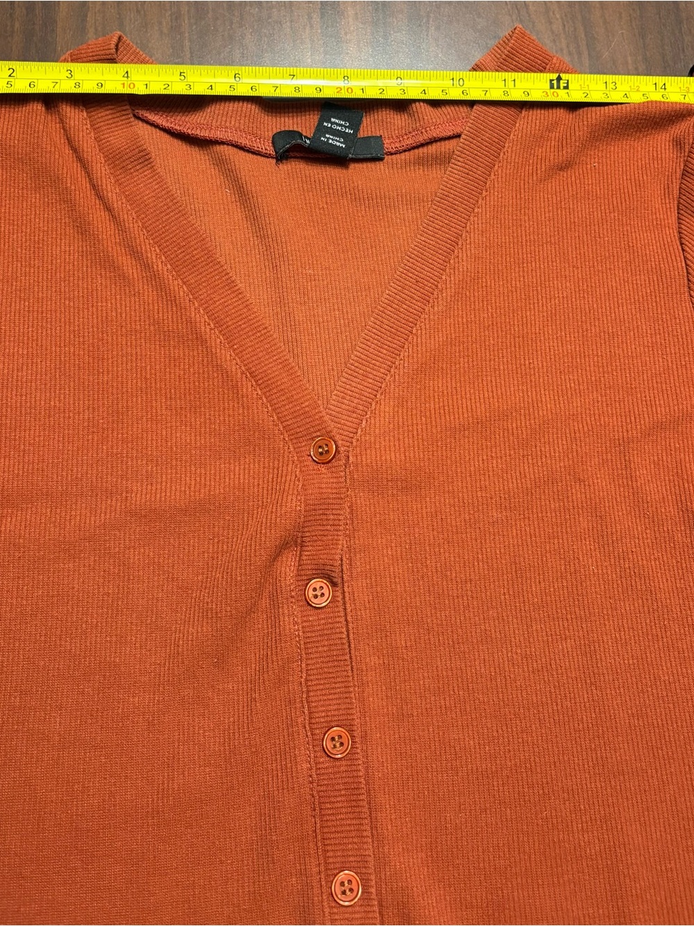 INTENTIONALLY BLANK Ribbed Button-Front V-Neck Top - Rust Orange - Picture 5 of 9